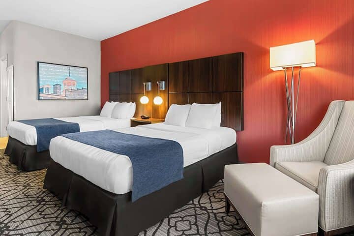 Room 16 of 35
